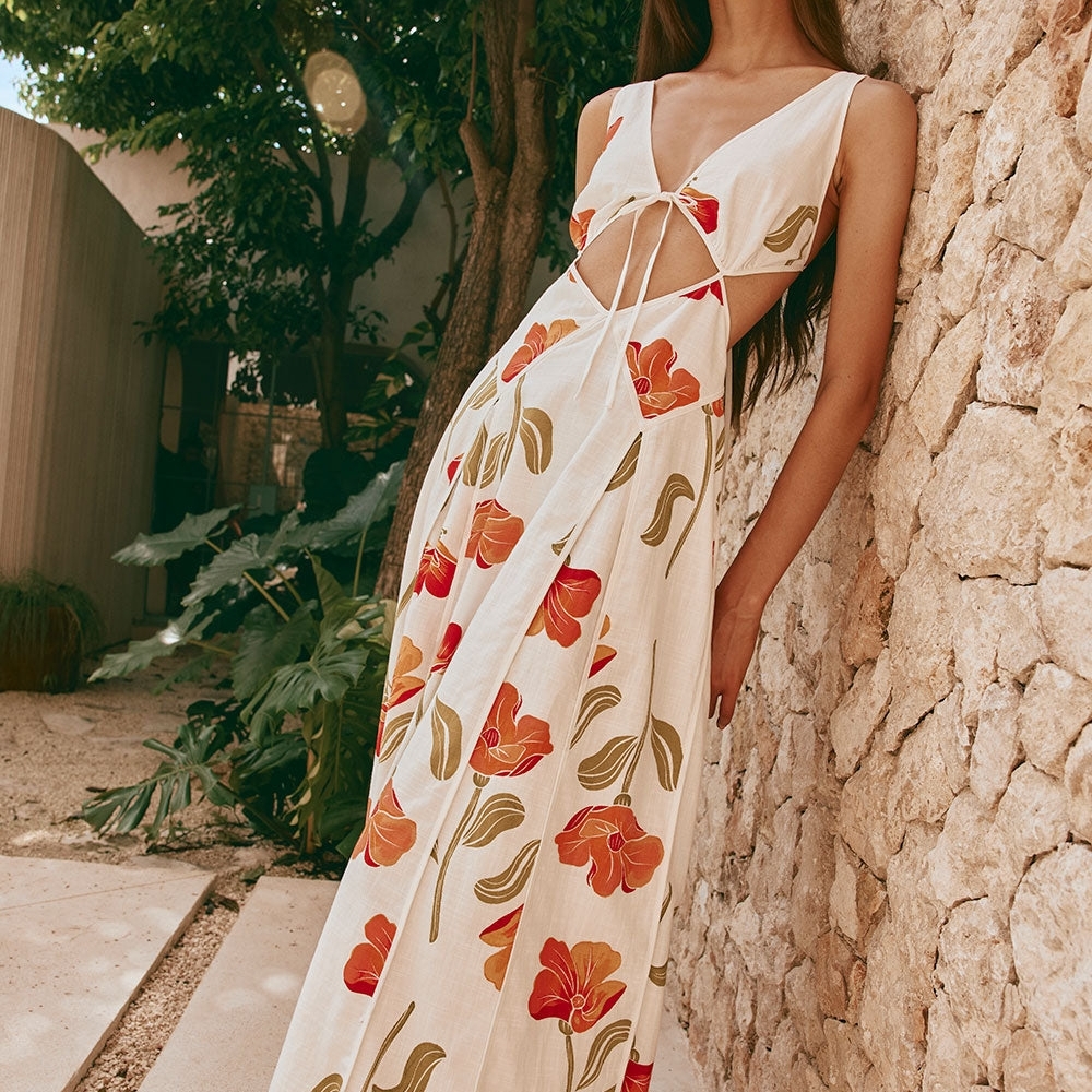 Sabo Skirt Backless Dress with Red and Green Floral Pattern